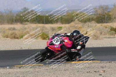 media/Dec-04-2022-CVMA (Sun) [[e38ca9e4fc]]/Race 3 Supersport Middleweight/